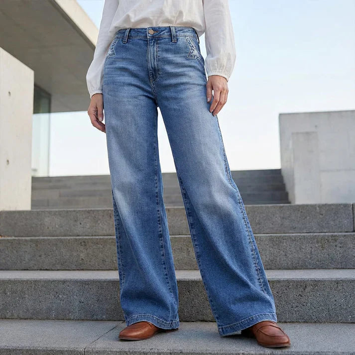 Jeans med hög midja och vida ben