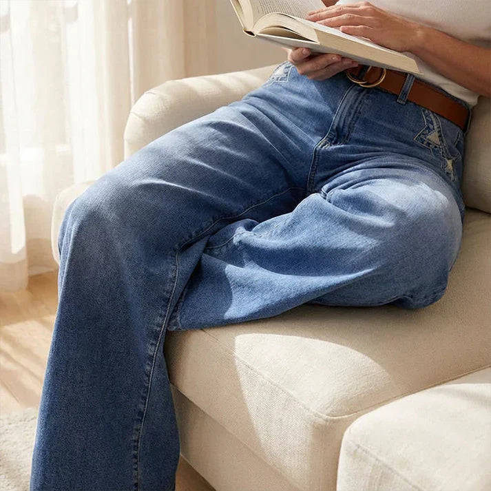 Jeans med hög midja och vida ben